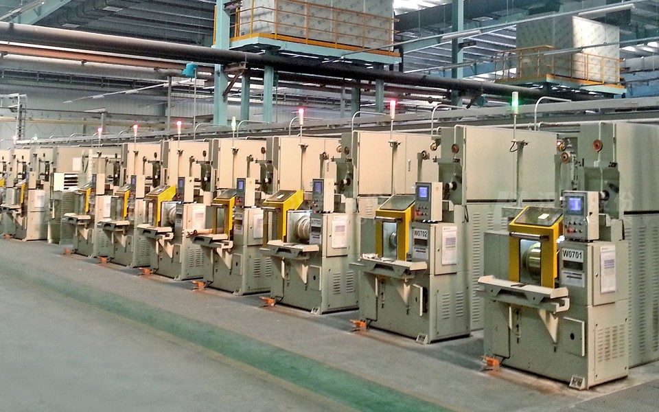 Wet wire drawing machine